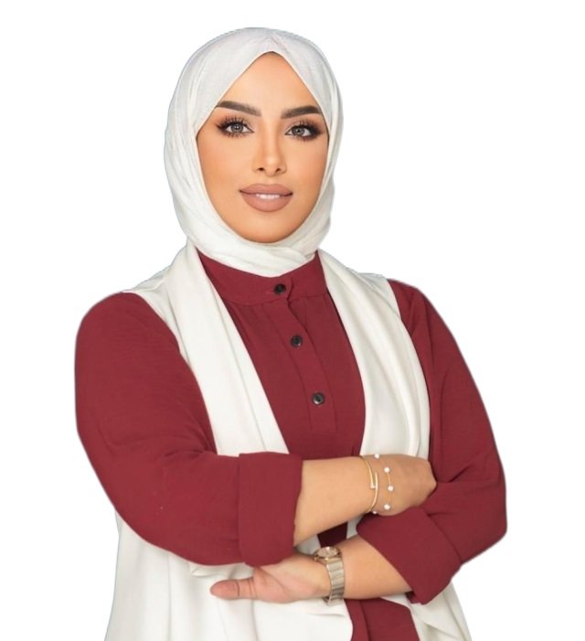 الاستاذة منى الفضلي مدير مكتب المجموعة